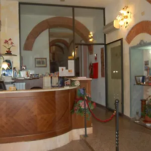 Hotel Leonardo, Pisa